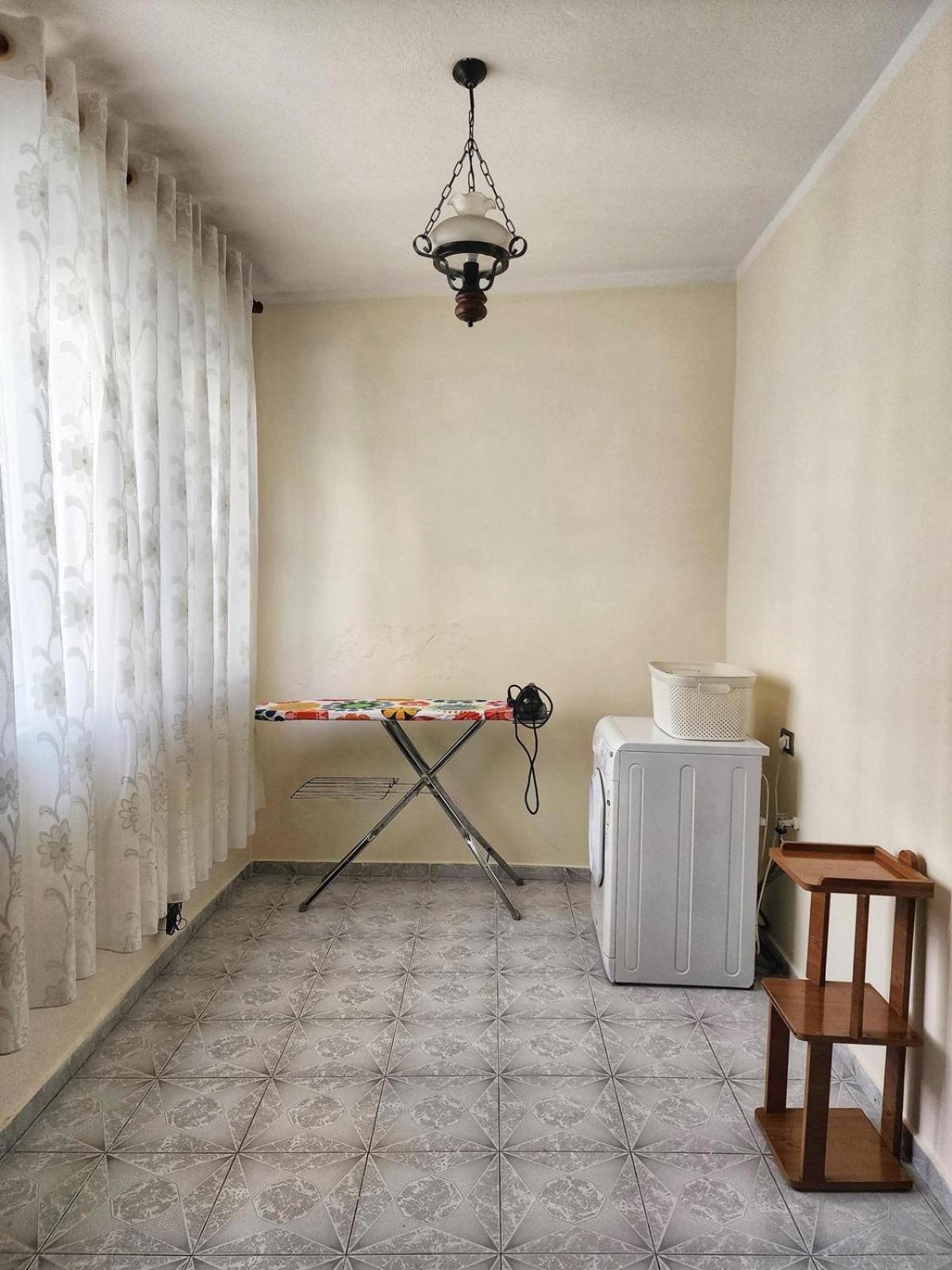 Grace Apartment City Center Tiranë Ngoại thất bức ảnh